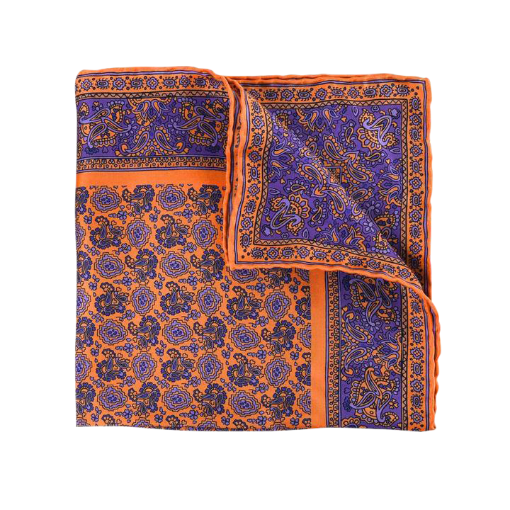Peach Prosecco- Our silk men's pocket squares are made in Italy using the finest silks from Como and are indeed a beautiful finishing touch to our Càrnaval suit collection.