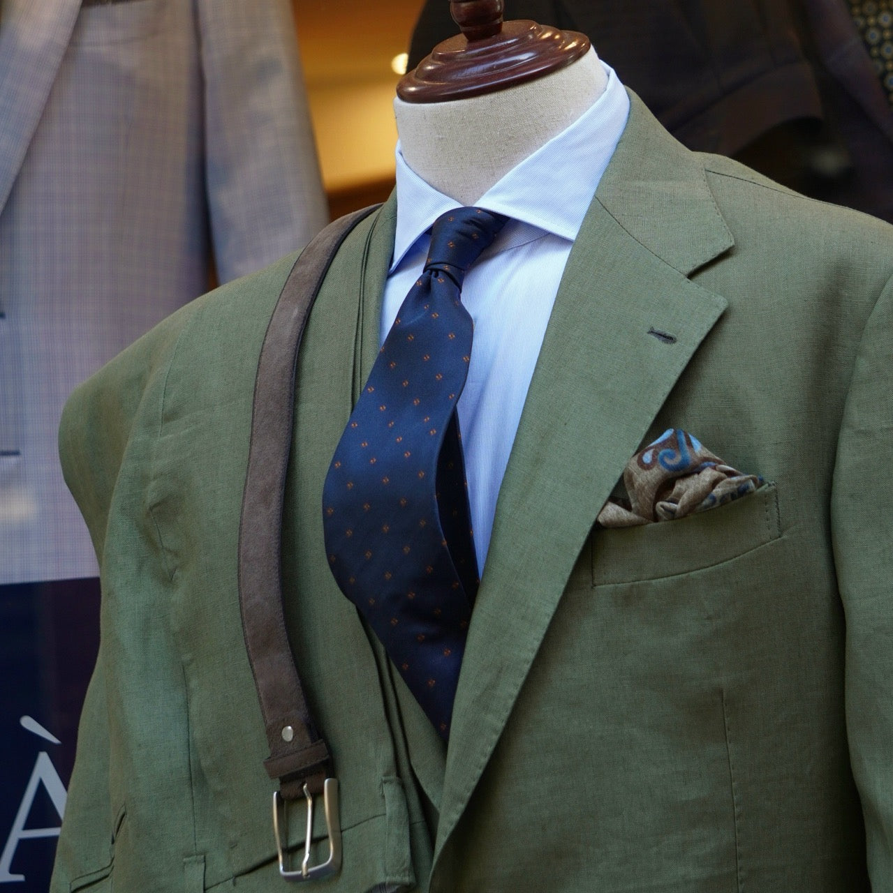 Caruso Navy Drago Biella Super 130s men's suit- Càrnaval Sartoria