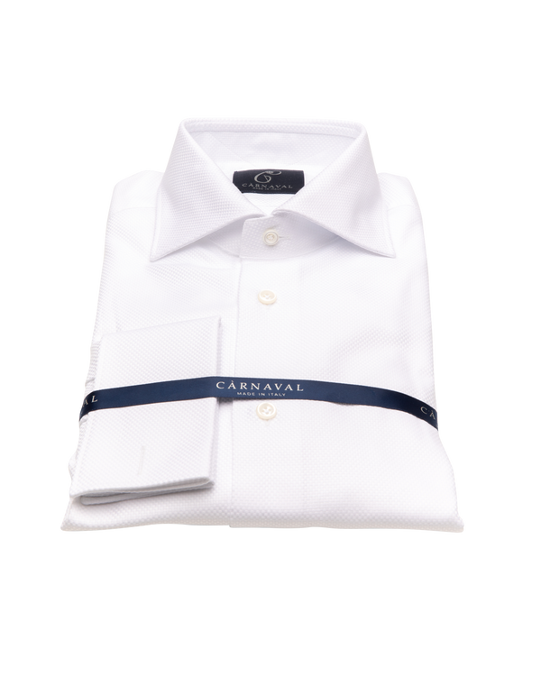 Lorient men's shirts- The fabric is slightly raised, less known to wrinkle and one of our favourites at Càrnaval. Our men's shirts are made in Italy from skilled shirt makers, not mass produced.