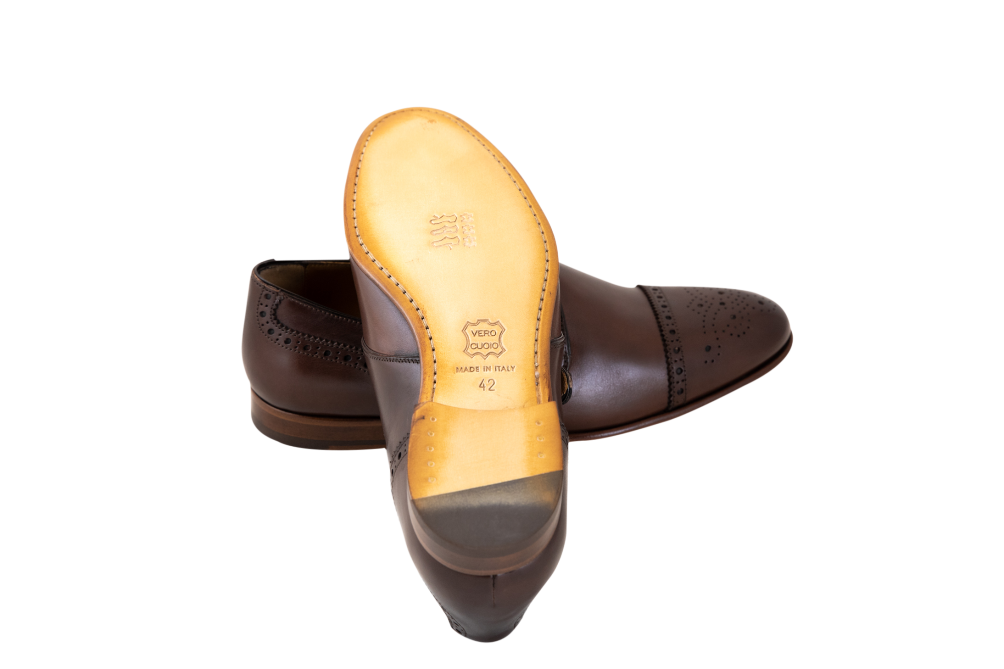 This single monk strap brogue is made in Italy from supple calf leather and available in brown. Features a leather sole, internal leather lining via a Blake stitched construction.