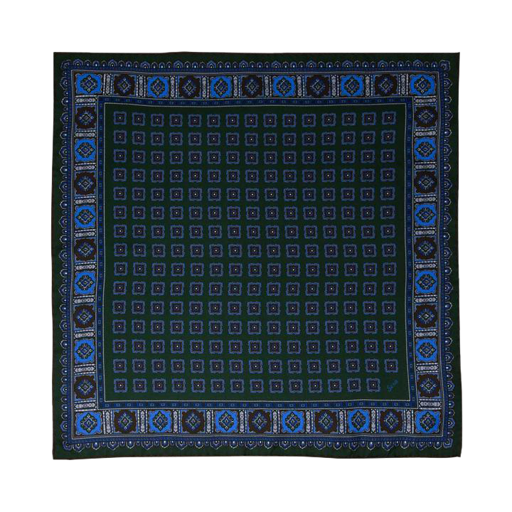 Our men's silk pocket squares are made in Italy using the finest silks from Como. Navy and green are prominent colours in classic menswear and floral patterns make for a very elegant pocket square.